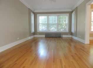 612 Sheridan Rd APT 2, Evanston, IL 60202