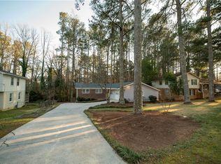 1456 Drayton Woods Dr, Tucker, GA 30084