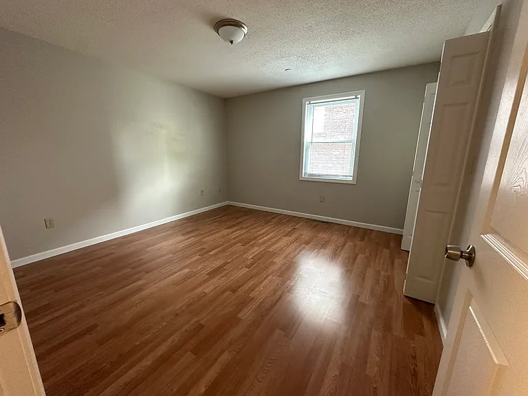 14 West St #14 — Photo 8