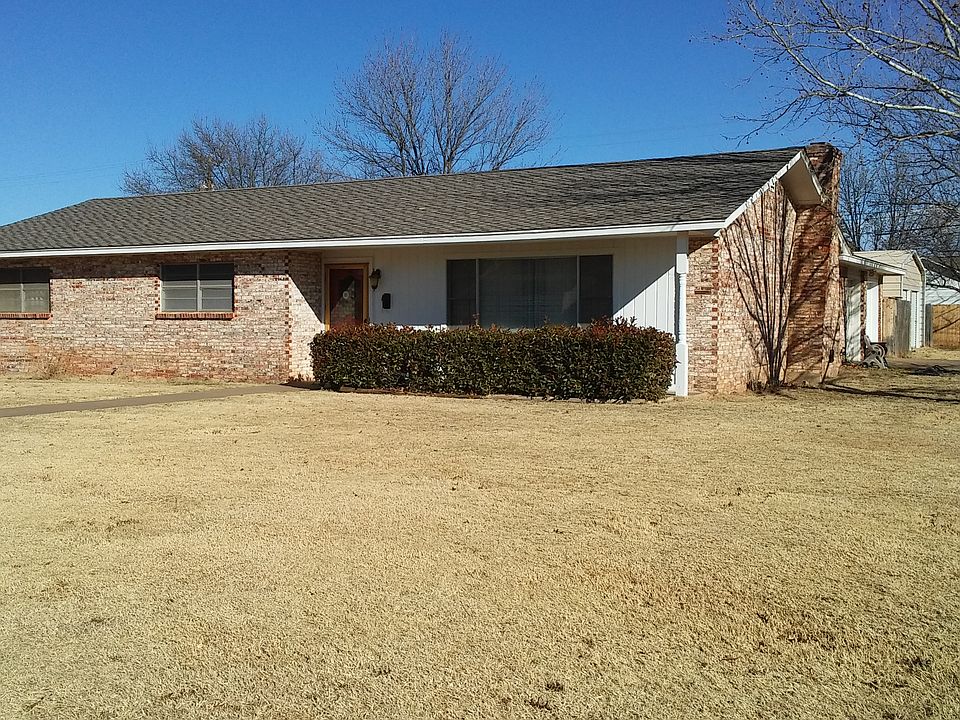1st image of 1400 Holiday Dr