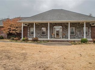 1502 W Coyote Ave, Rogers, AR 72758