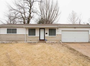10261 Cedarhurst Dr, Saint Louis, MO 63136