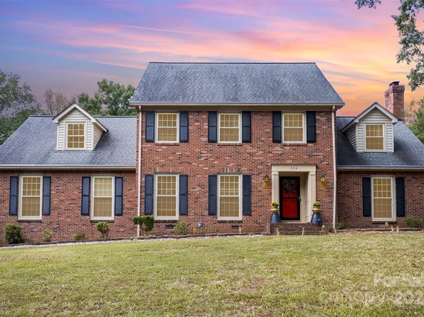 526 Rock Springs Rd, Lancaster, SC 29720