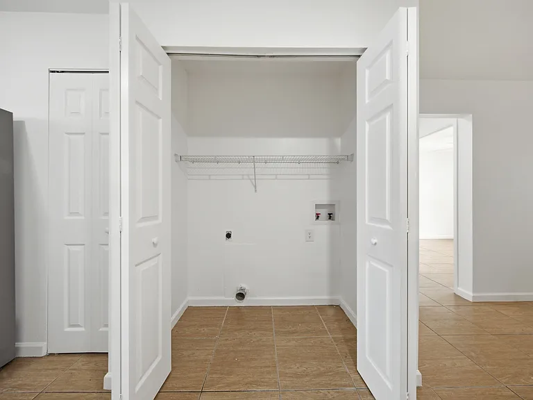 310 E Frances Ave #C1 — Photo 8