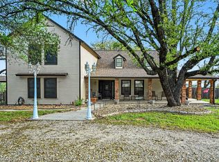 969 Three Skillet Rd, Springtown, TX 76082