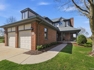 150 Burniah Ln, Lake Orion, MI, 48362