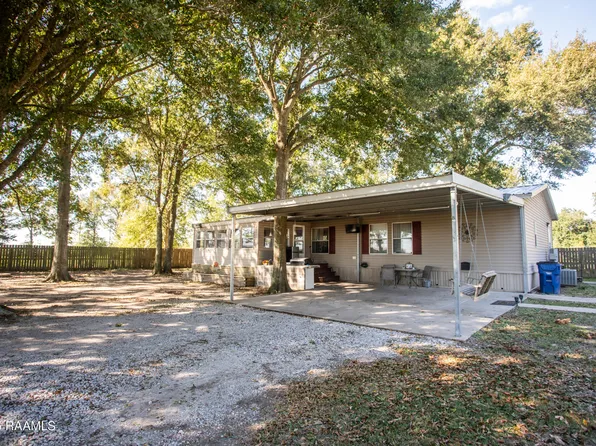 164 Dove St, Rayne, LA 70578