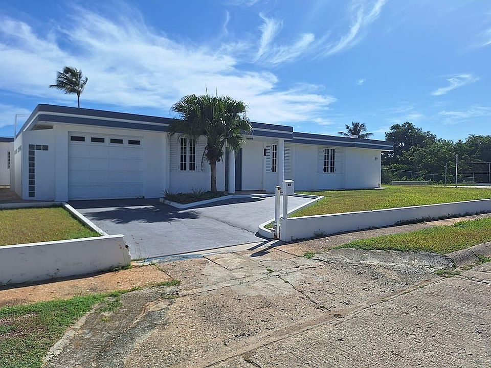1st image of 102 Calle Lemay