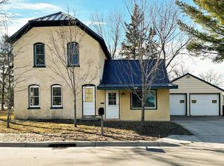 404 7th St SE, Little Falls, MN 56345