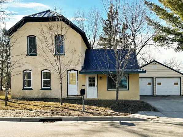 404 7th St SE, Little Falls, MN 56345