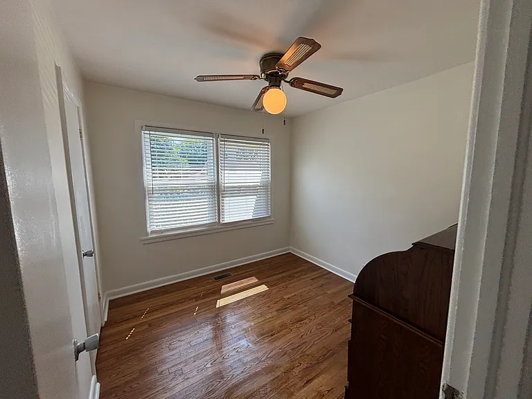3502 Grote St SW — Photo 6