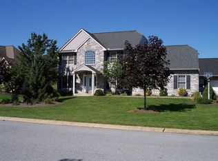 721 Steeplechase Rd, Landisville, PA 17538