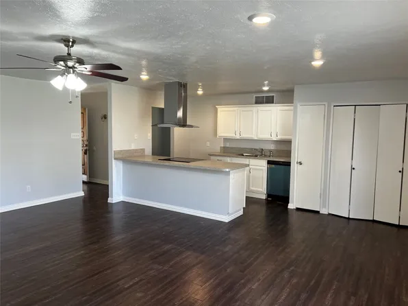 7219 Christie Ln, Dallas, TX 75249