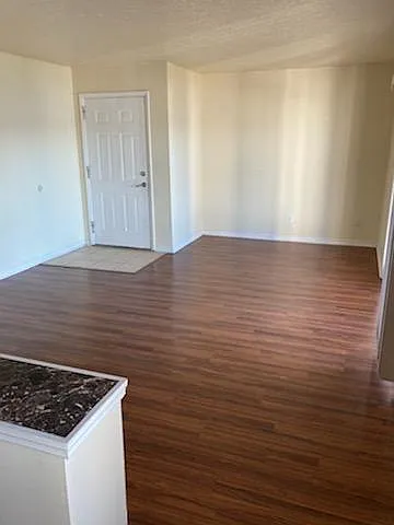 103 Pompano Dr SE — Photo 3