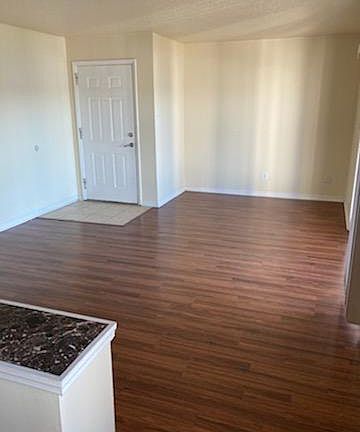 3rd image of 103 Pompano Dr SE APT B