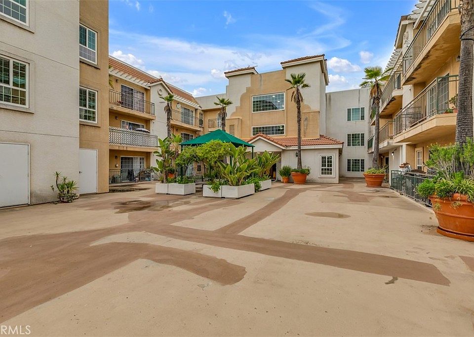 1st image of 4760 Templeton St APT 3216