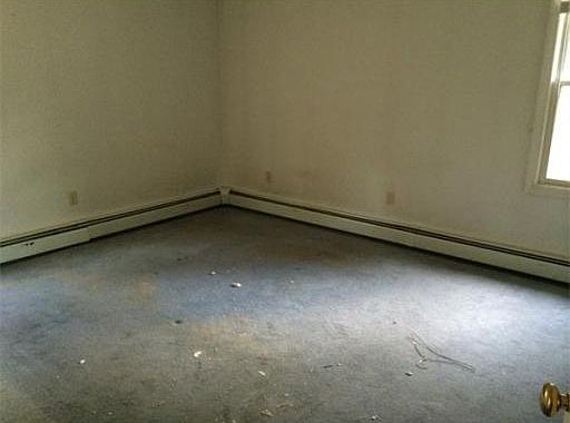 2nd image of 31 Gadoury Blvd