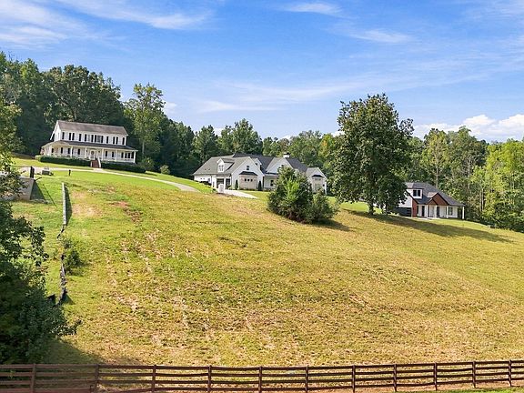 4th image of 117 Horseshoe Bend Rd
