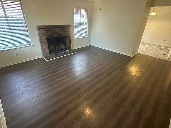 4th image of 2742 Mendonca Dr