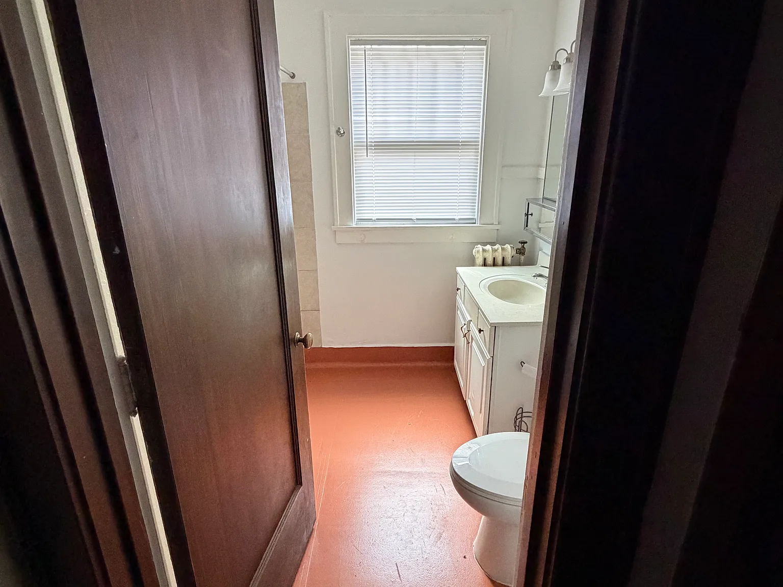 2 bed, $1,200 — Photo 4