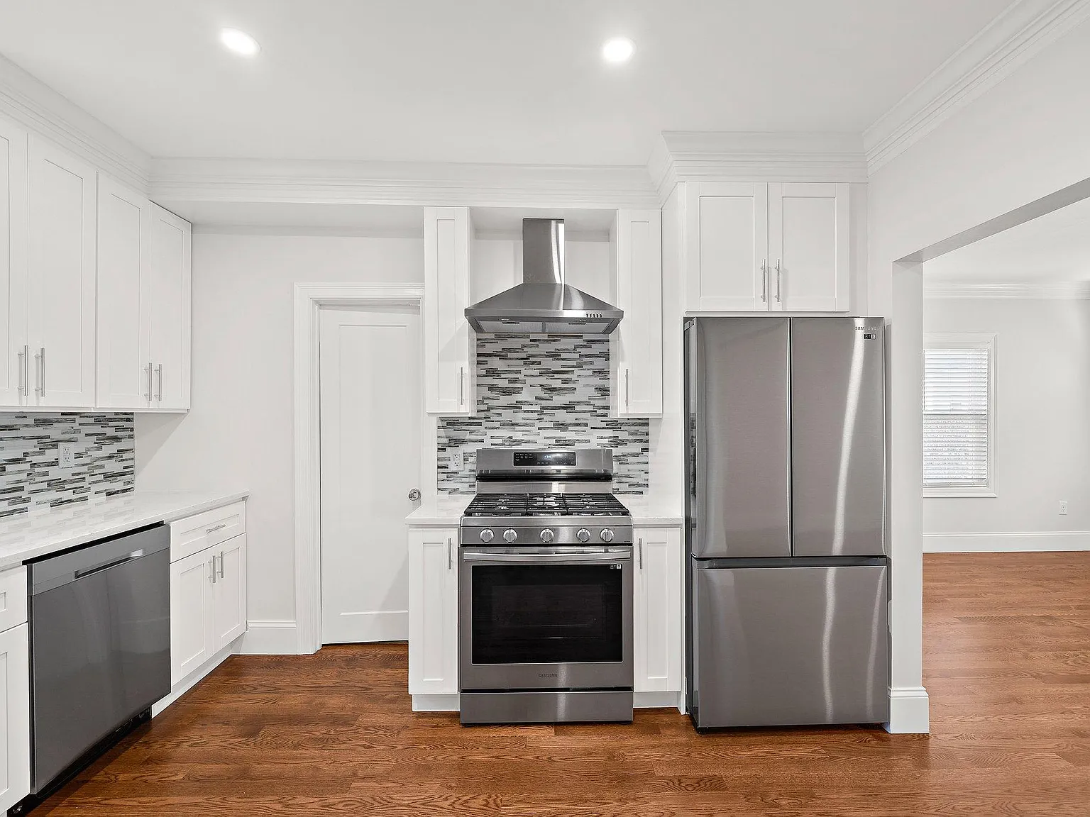 9 Shaw Ct — Photo 3