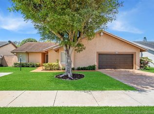 9702 SW 133rd Pl, Miami, FL 33186