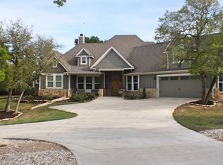 980 Whispering Oaks, China Spring, TX 76633