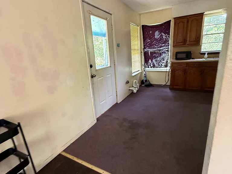 374 W Blackbourn St — Photo 9