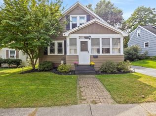 101 Holloway Rd, Rochester, NY 14610