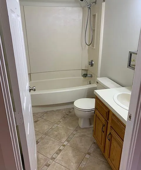 4975 Washington St #412 — Photo 5