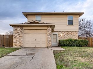 2437 Dancy Dr N, Fort Worth, TX 76131