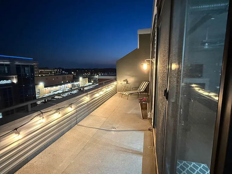 100 N Center St #402 — Photo 15
