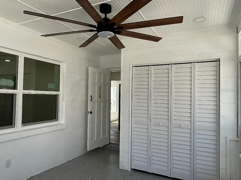 4611 W McElroy Ave — Photo 31
