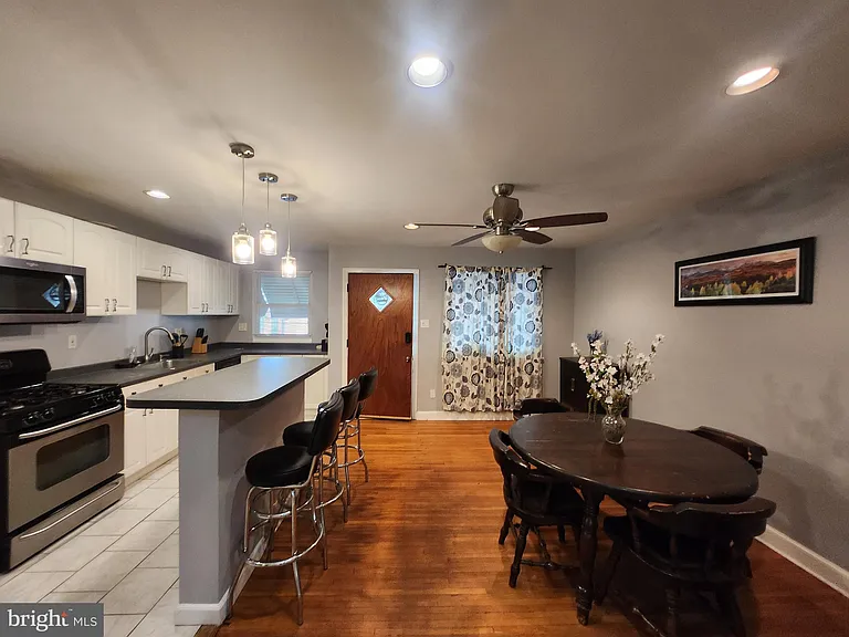 5819 Bustleton Ave — Photo 5