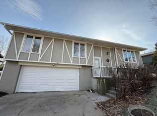 53 Penfro Dr, Iowa City, IA 52246