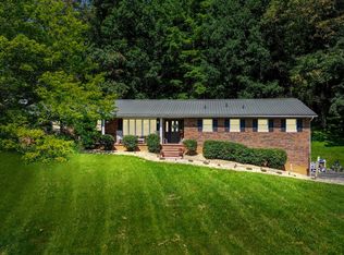 120 Rocky Branch Rd, Elizabethton, TN 37643