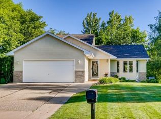 5950 Oak St, Rockford, MN 55373