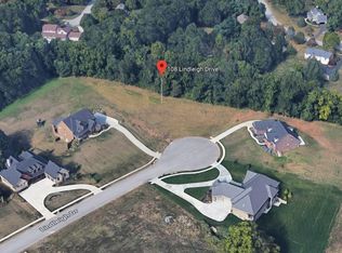 108 Lindleigh Dr, Nicholasville, KY 40356