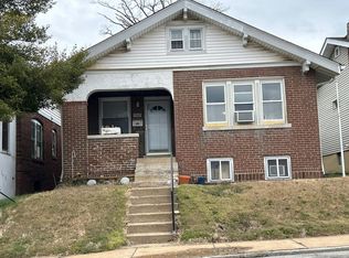 5965 Arsenal St, Saint Louis, MO 63139