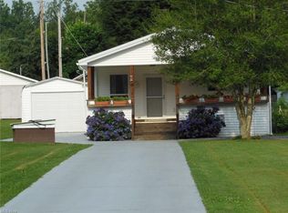 642 Crystal Lake Rd, West Union, WV 26456