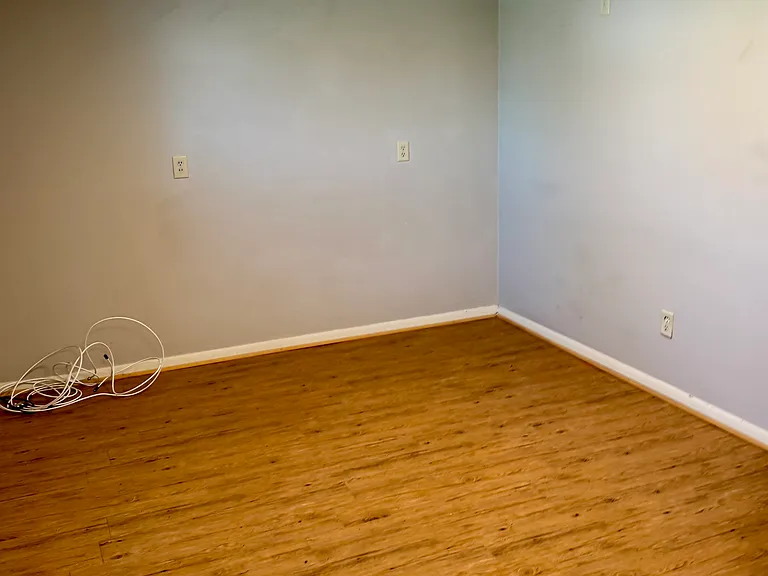 214 W Thomas St #3 — Photo 8