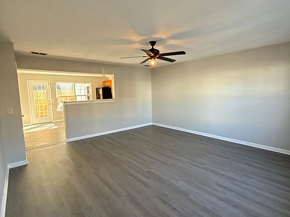 2nd image of 345 Shoshone Pl