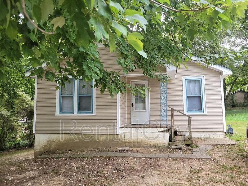 1st image of 1619 Lamar St