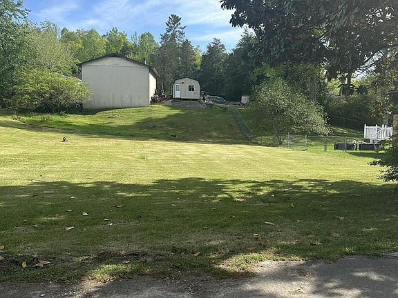 3rd image of 0 Oak Dr