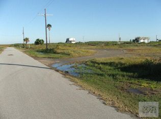 1148 Beach Front Rd, Gilchrist, TX 77617