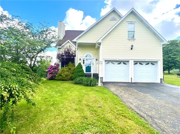 316 McClellandtown Lambert Rd, Mc Clellandtown, PA 15458