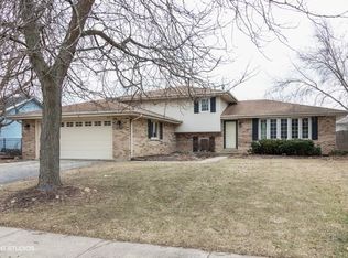 1006 Somerset Acres, New Lenox, IL 60451