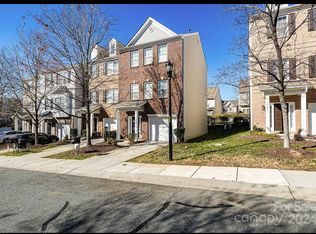 14125 Winford Ln, Charlotte, NC 28202