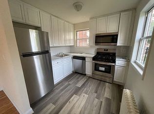 61-45 219th St #1, Oakland Gardens, NY 11364