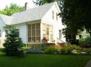 1081 S 3rd Ave, Kankakee, IL 60901